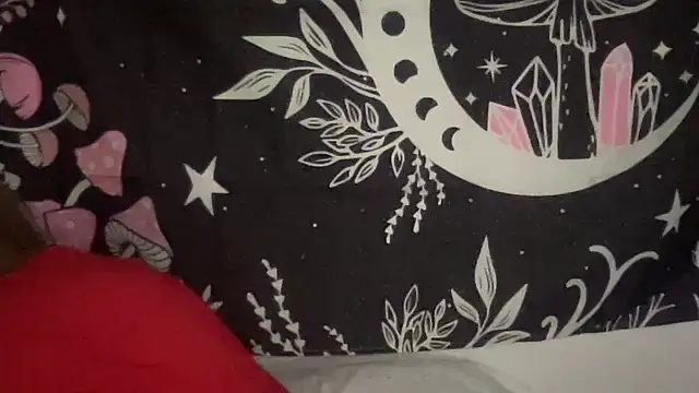 Snapshot of thickgingergoddess chatting on 01-27-25, 01:16 thickgingergoddess online show from 01-27-25, 01:16