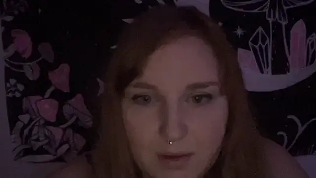 Snapshot of thickgingergoddess chatting on 02-04-25, 04:15 thickgingergoddess online show from 02-04-25, 04:15