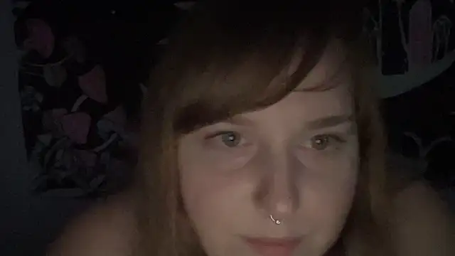 Snapshot of thickgingergoddess chatting on 02-09-25, 05:50 thickgingergoddess online show from 02-09-25, 05:50