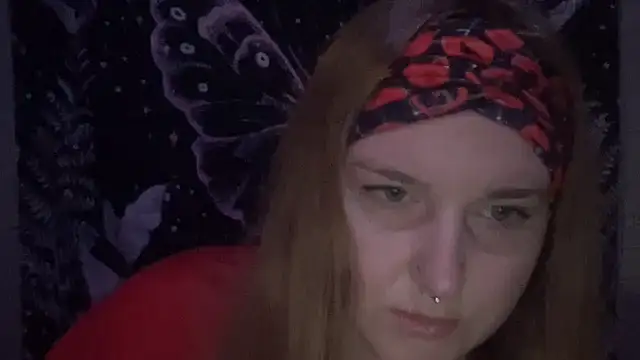 Snapshot of thickgingergoddess chatting on 02-13-25, 04:28 thickgingergoddess online show from 02-13-25, 04:28