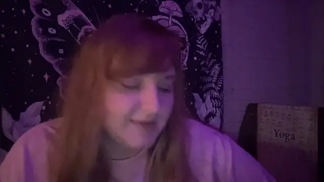 Snapshot of thickgingergoddess chatting on 02-22-25, 03:12 thickgingergoddess online show from 02-22-25, 03:12