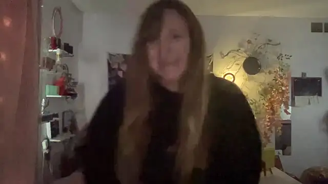 Snapshot of thickgingergoddess chatting on 02-25-25, 10:07 thickgingergoddess online show from 02-25-25, 10:07