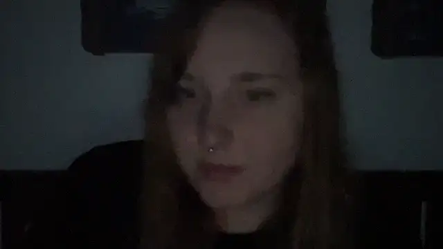 Snapshot of thickgingergoddess chatting on 03-08-25, 11:05 thickgingergoddess online show from 03-08-25, 11:05