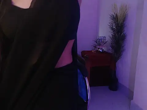 Snapshot of SexyMihika chatting on 01-28-25, 08:36 SexyMihika online show from 01-28-25, 08:36