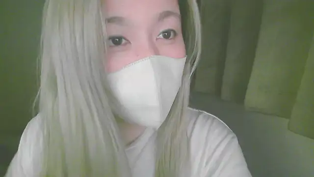 Snapshot of Remi_official chatting on 07-04-26, 06:03 Remi official online show from 07-04-26, 06:03