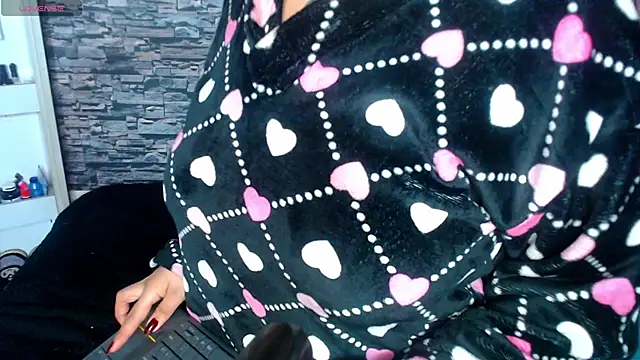 sofi bronw online show from 10-09-25, 10:02