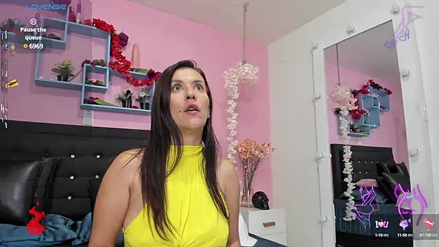 Snapshot of GeorginaBianco chatting on 02-07-25, 06:24 GeorginaBianco online show from 02-07-25, 06:24