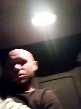 Snapshot of Ak0904 chatting on 10-24-25, 07:21 Ak0904 online show from 10-24-25, 07:21