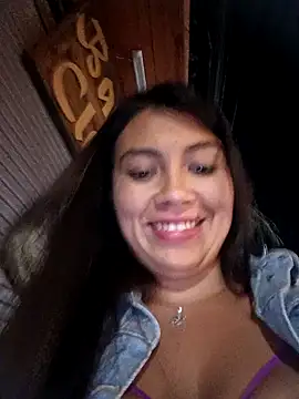 Snapshot of LIZ-06_ chatting on 02-05-25, 12:42 LIZ-06 online show from 02-05-25, 12:42