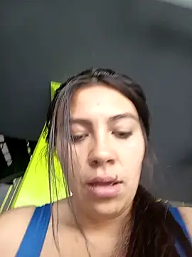 Snapshot of LIZ-06_ chatting on 02-13-25, 12:43 LIZ-06 online show from 02-13-25, 12:43