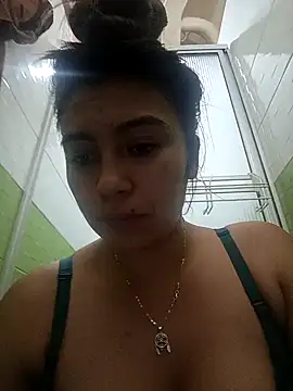 Snapshot of LIZ-06_ chatting on 02-19-25, 04:00 LIZ-06 online show from 02-19-25, 04:00