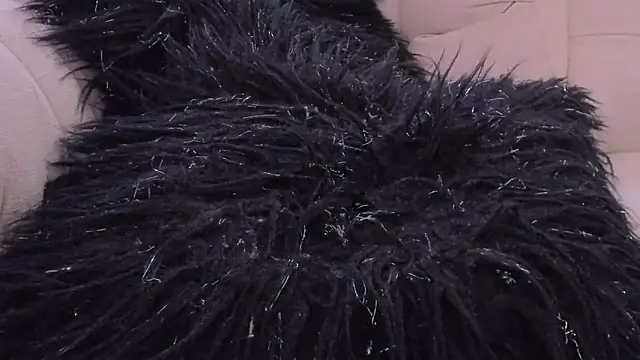 Radiant Naomi online show from 01-20-25, 05:16