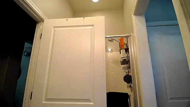 tayweird online show from 12-05-24, 09:17