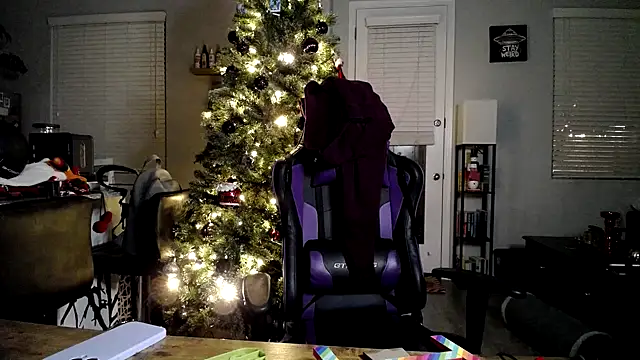 tayweird online show from 12-07-24, 04:53