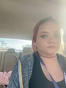 tayweird online show from 12-08-24, 10:14