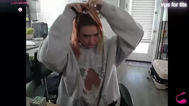 tayweird online show from 01-11-25, 07:59