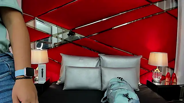 Snapshot of AdeleGray chatting on 01-04-25, 11:54 AdeleGray online show from 01-04-25, 11:54