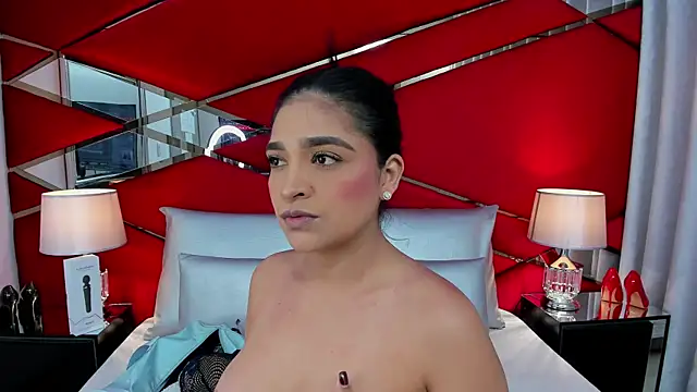 Snapshot of AdeleGray chatting on 01-13-25, 11:41 AdeleGray online show from 01-13-25, 11:41