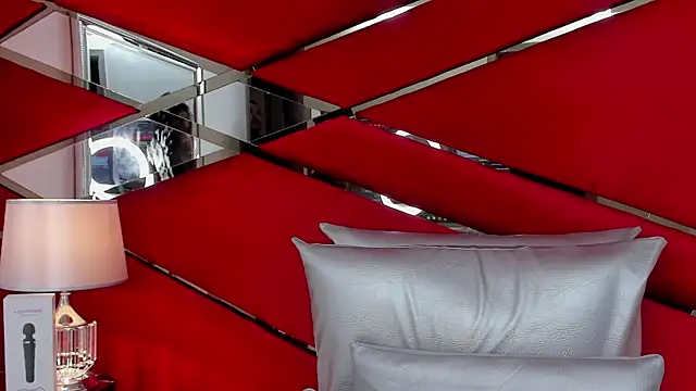 Snapshot of AdeleGray chatting on 02-03-25, 09:18 AdeleGray online show from 02-03-25, 09:18