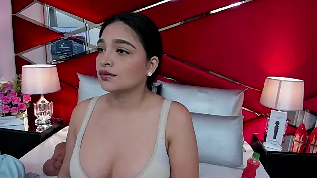 Snapshot of AdeleGray chatting on 03-02-25, 11:50 AdeleGray online show from 03-02-25, 11:50