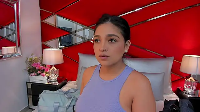 Snapshot of AdeleGray chatting on 03-04-25, 12:01 AdeleGray online show from 03-04-25, 12:01