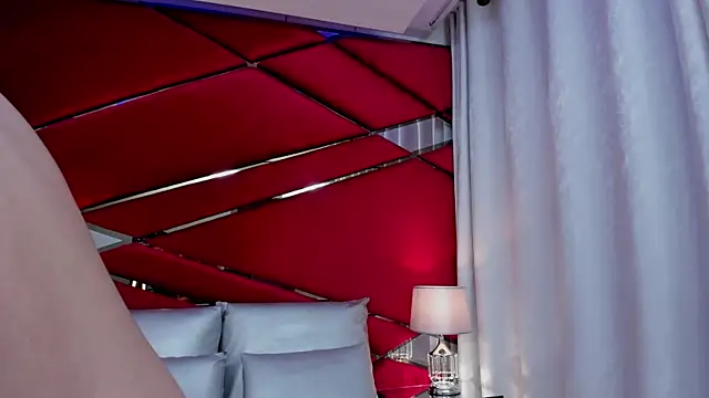 Snapshot of AdeleGray chatting on 10-09-25, 11:52 AdeleGray online show from 10-09-25, 11:52