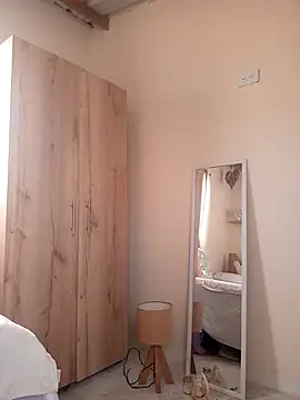 sofiaVelez01 online show from 12-11-24, 02:54