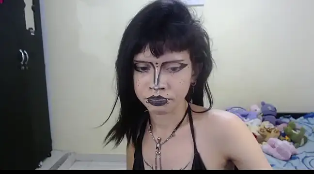 Snapshot of hachi_kitty chatting on 03-20-25, 05:24 hachi kitty online show from 03-20-25, 05:24