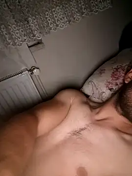 Snapshot of Cumi1454 chatting on 10-21-25, 10:43 Cumi1454 online show from 10-21-25, 10:43