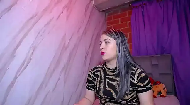Cinthia Kendall online show from 12-21-24, 04:30