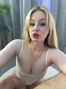 Snapshot of CaseyCumFace chatting on 03-29-26, 07:25 CaseyCumFace online show from 03-29-26, 07:25