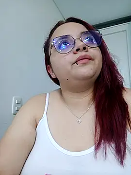 Snapshot of CURVY-HORNY chatting on 03-29-26, 03:06 CURVY-HORNY online show from 03-29-26, 03:06