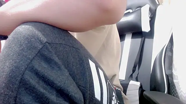 danilo302209 online show from 01-27-25, 12:05