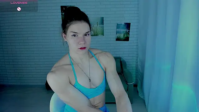 Snapshot of Lisa_Ray chatting on 03-12-26, 04:29 Lisa Ray online show from 03-12-26, 04:29