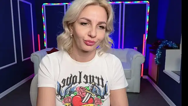 Barbara Blonde online show from 01-02-25, 07:44