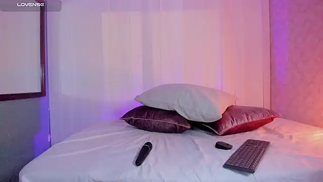 Pamela Johnsonn online show from 02-08-26, 11:13