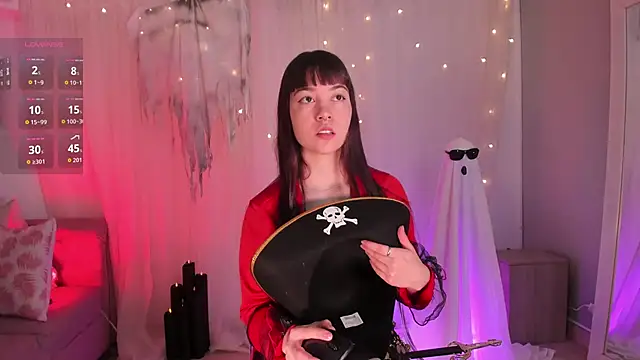 Snapshot of Lia_Sweett_ chatting on 10-31-25, 04:52 Lia Sweett online show from 10-31-25, 04:52