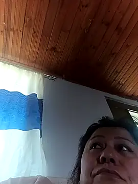 Darly Gomez online show from 02-11-26, 02:33