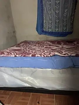 manuamador online show from 03-11-26, 04:07