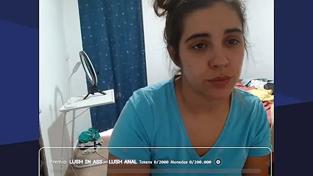 Snapshot of Ursumi1 chatting on 09-24-25, 11:35 Ursumi1 online show from 09-24-25, 11:35