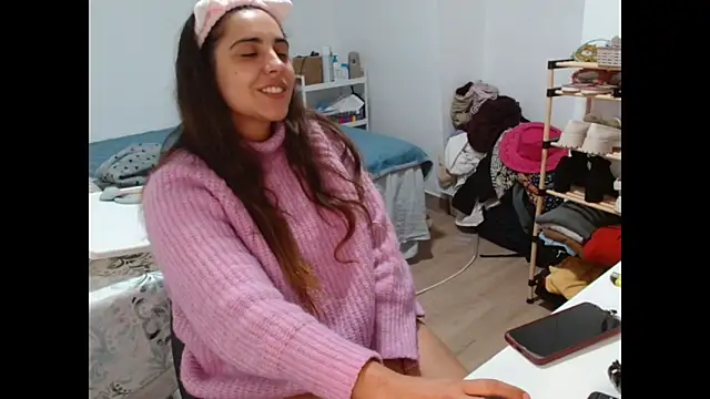 Snapshot of Ursumi1 chatting on 11-07-25, 10:21 Ursumi1 online show from 11-07-25, 10:21