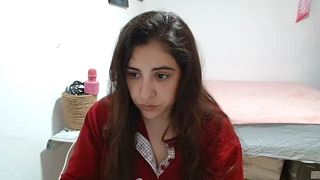 Snapshot of Ursumi1 chatting on 04-02-26, 09:23 Ursumi1 online show from 04-02-26, 09:23