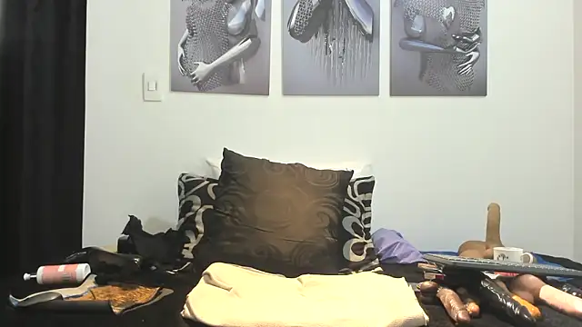 Roxanne squirt online show from 03-17-25, 07:13
