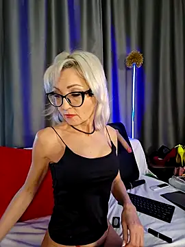 Milforja online show from 02-20-26, 07:36