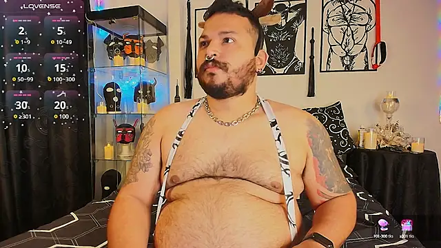 Snapshot of dannybear_ chatting on 01-06-25, 01:53 dannybear online show from 01-06-25, 01:53
