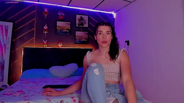 elafranco  online show from 12-07-24, 08:05