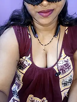 Snapshot of Sexy_Mona_Bhabhi chatting on 01-18-26, 06:12 Sexy Mona Bhabhi online show from 01-18-26, 06:12