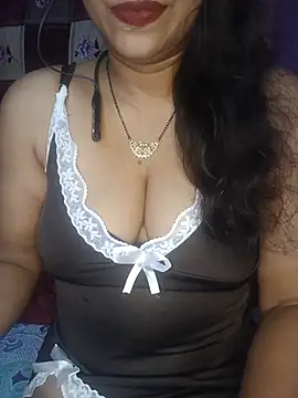 Sexy Mona Bhabhi online show from 06-27-26, 06:13