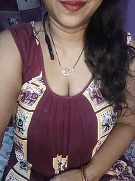 Sexy Mona Bhabhi online show from 07-31-26, 06:51