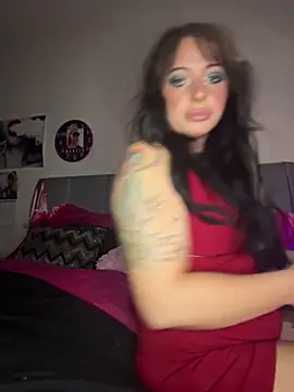 Snapshot of Hollyhudson123 chatting on 12-19-24, 01:28 Hollyhudson123 online show from 12-19-24, 01:28